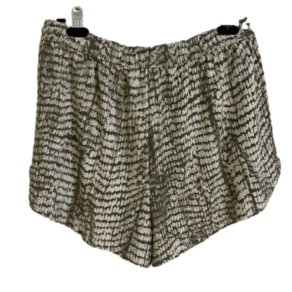 DRESS Forum Drawstring Animal Print Dual Pocket Lounge Shorts, Size L - Picture 2 of 8